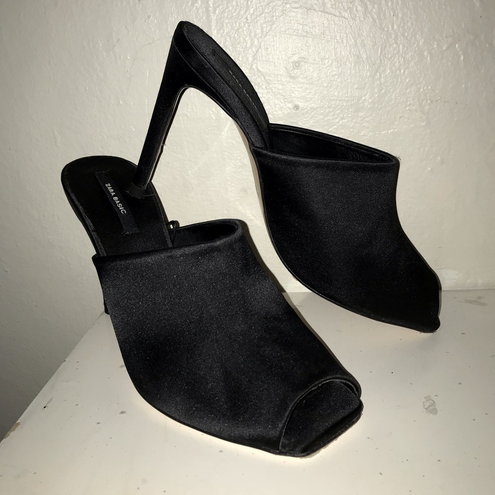 ZARA Black satin peep toe mules with high heel
